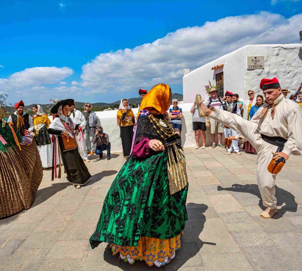 Santa Eulària des Riu prepares for its patron saint's fiestas